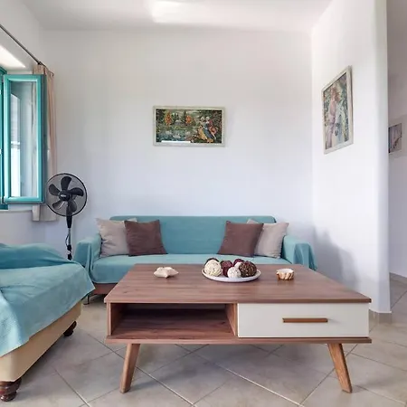 Two Bedroom Cycladic House With Sea View Apartman *