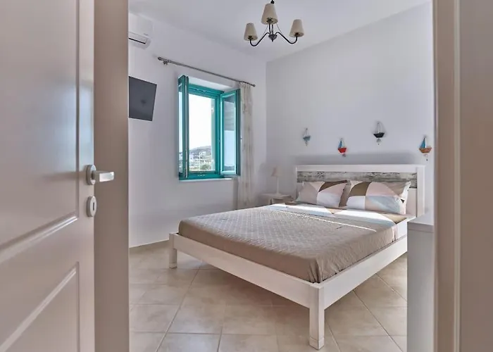 Two Bedroom Cycladic House With Sea View 아파트 *